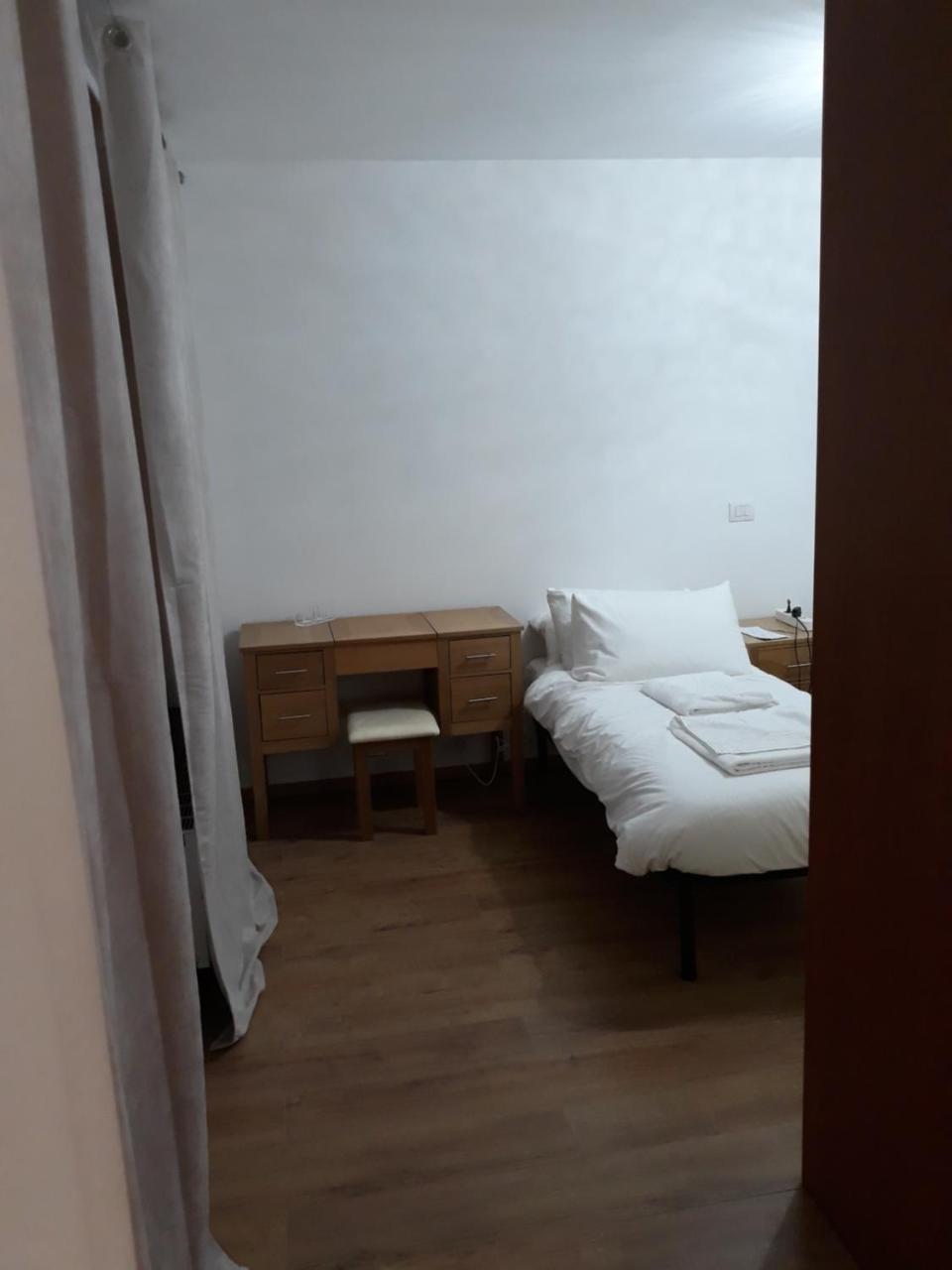 Parvis De Saint-gilles Appartement *